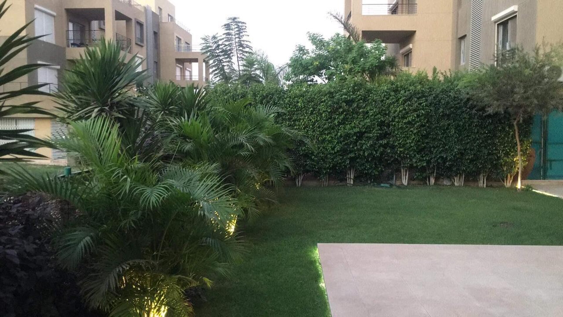 Fully finished ground apartment with kitchen and Acs and appliances in palm parks - صورة 8