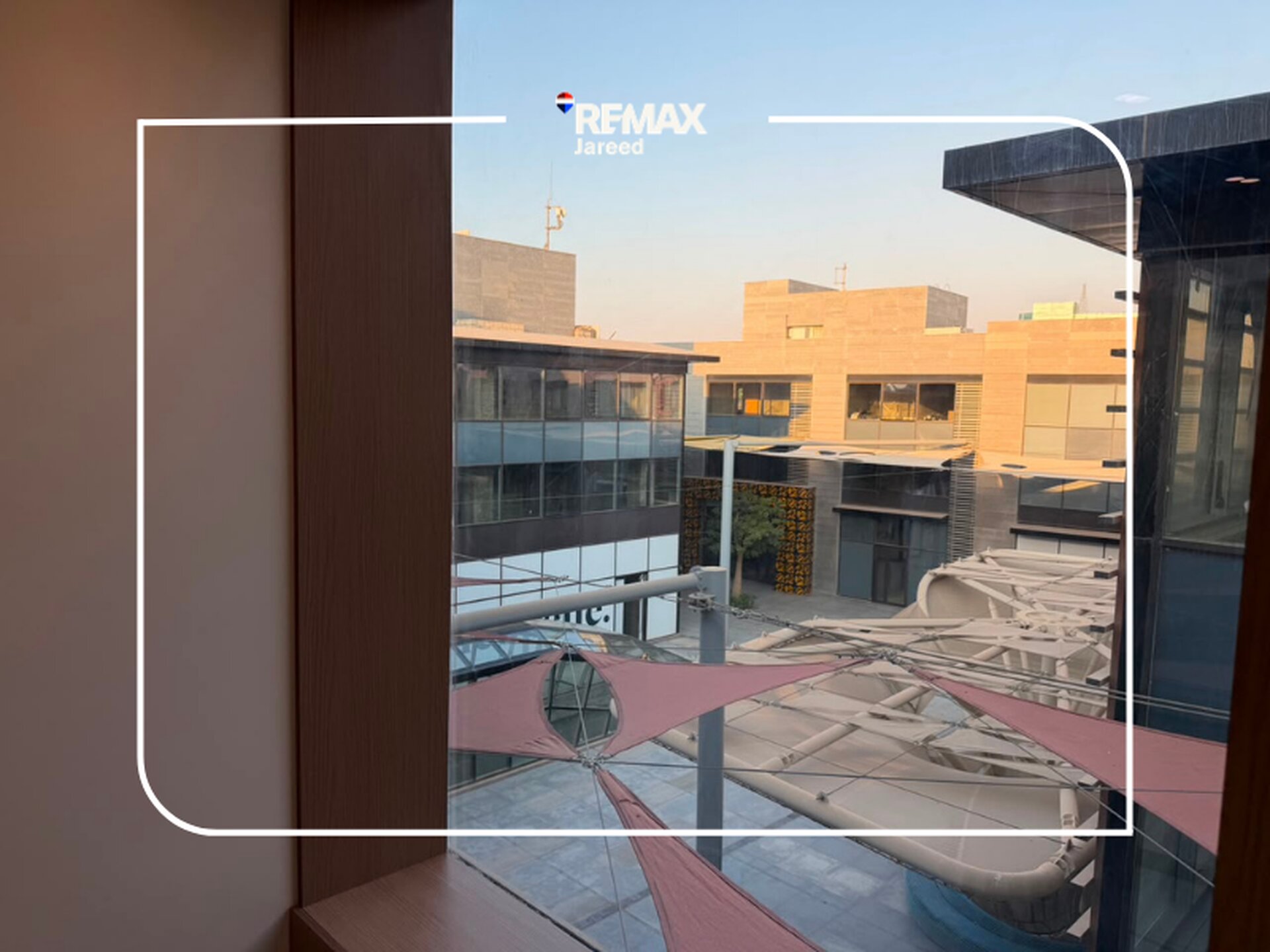 Office sky walk - Photo 14