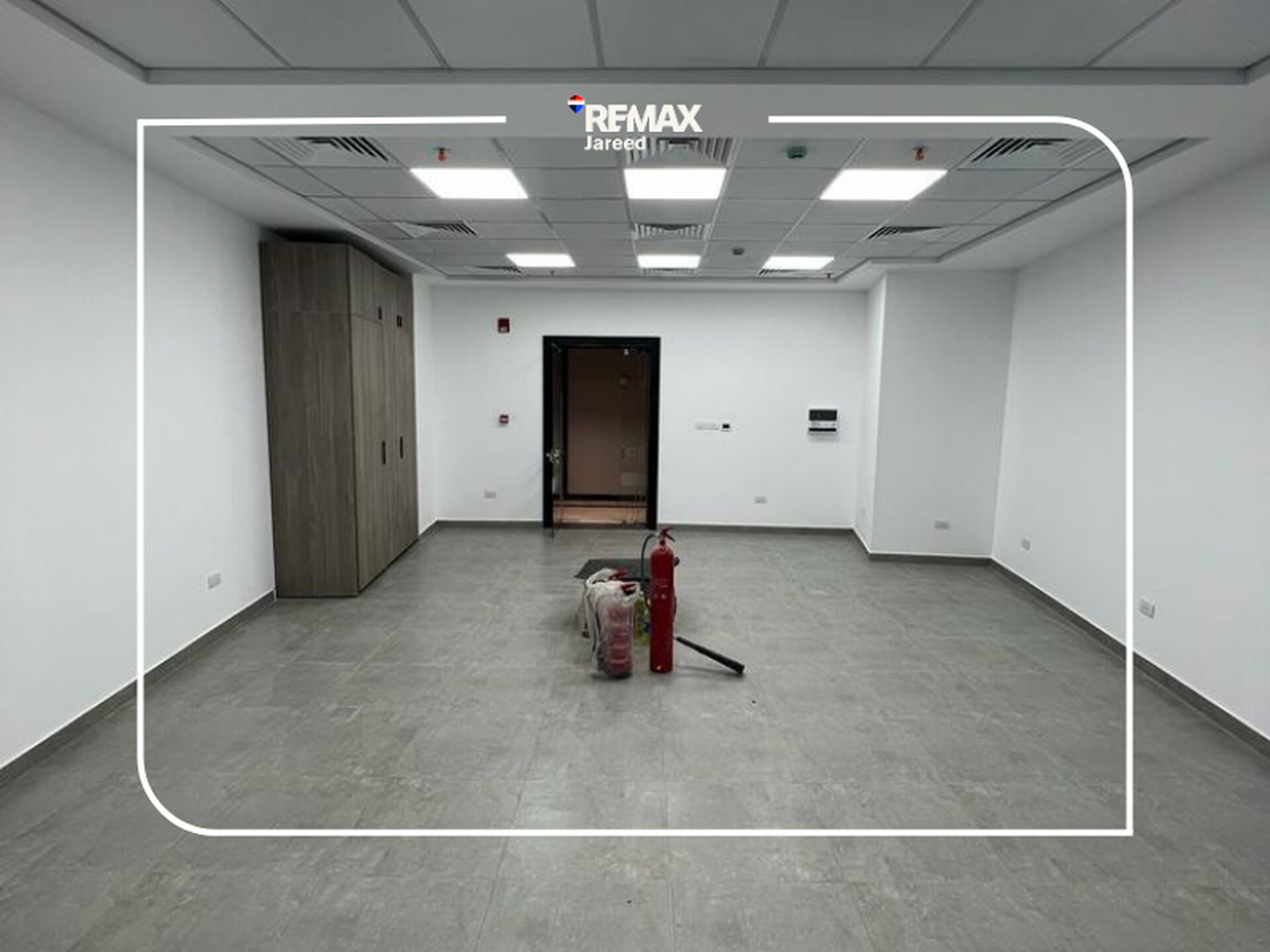 Fully finished Office for rent The arc building smart village - صورة 13