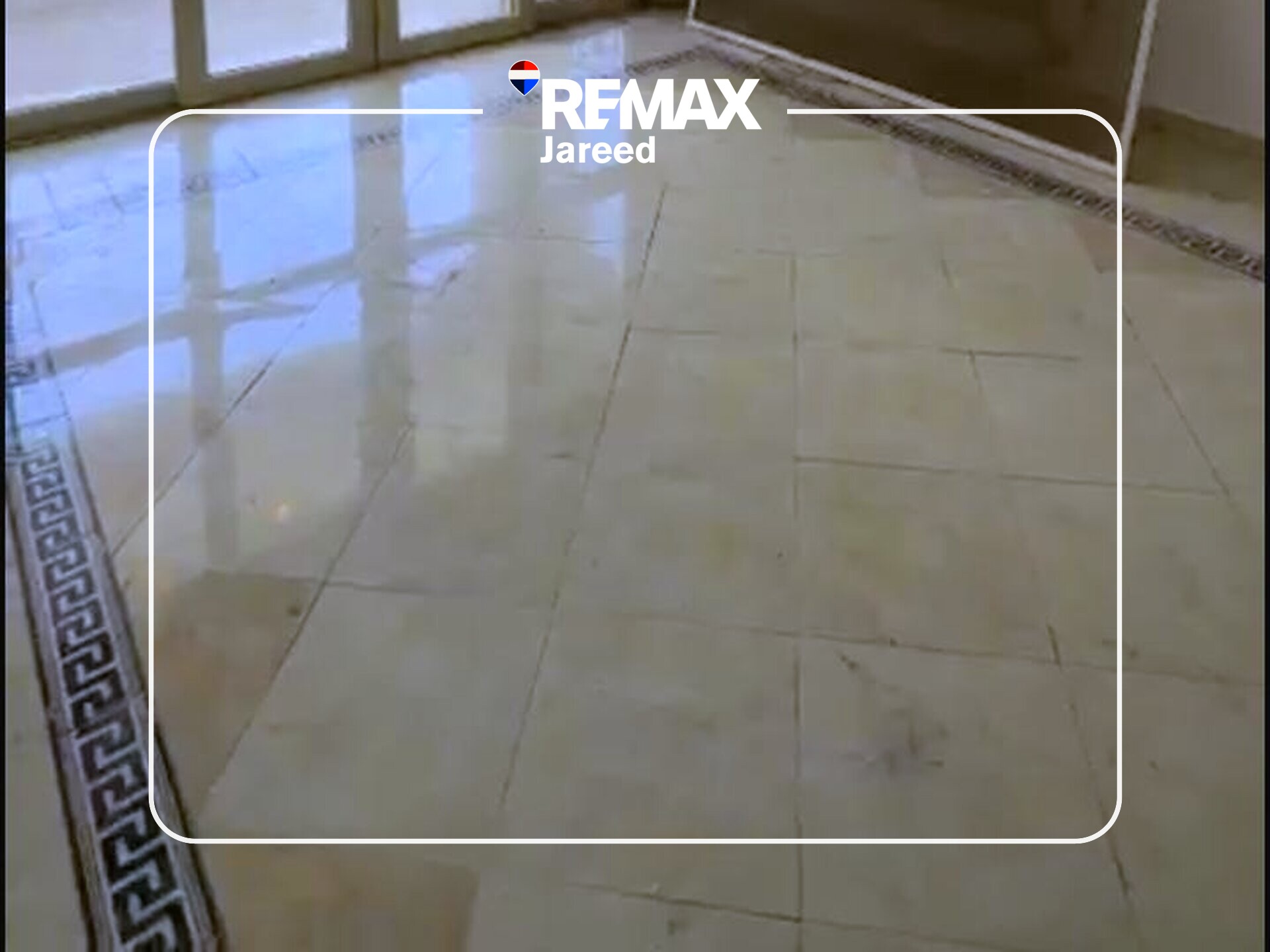 Apartment for Sale with Super Lux Finishing in Khamayel - Photo 2