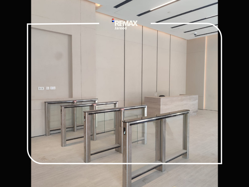 Office for rent at Mivida Fifth Settlement — صورة 16