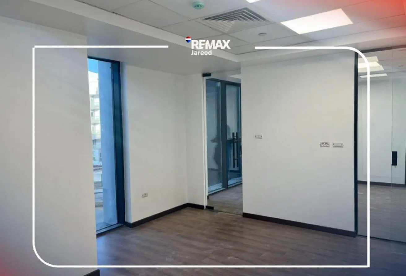 142m office space for rent at Hyde Park Corner — صورة 4