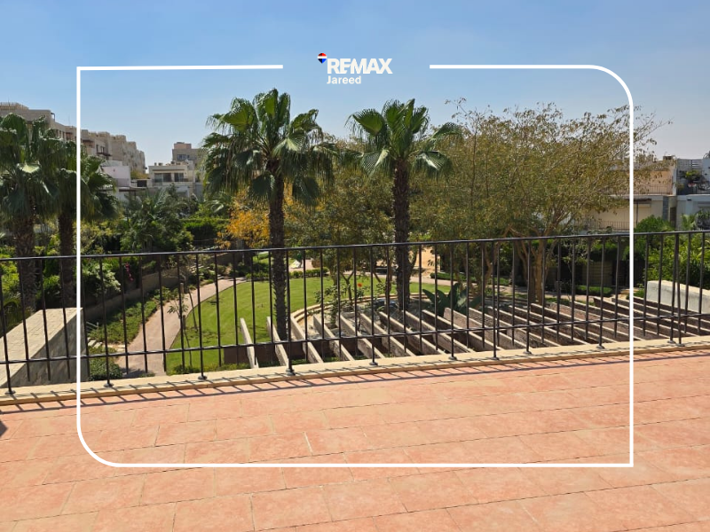 fully furnished townhouse in westown — صورة 5